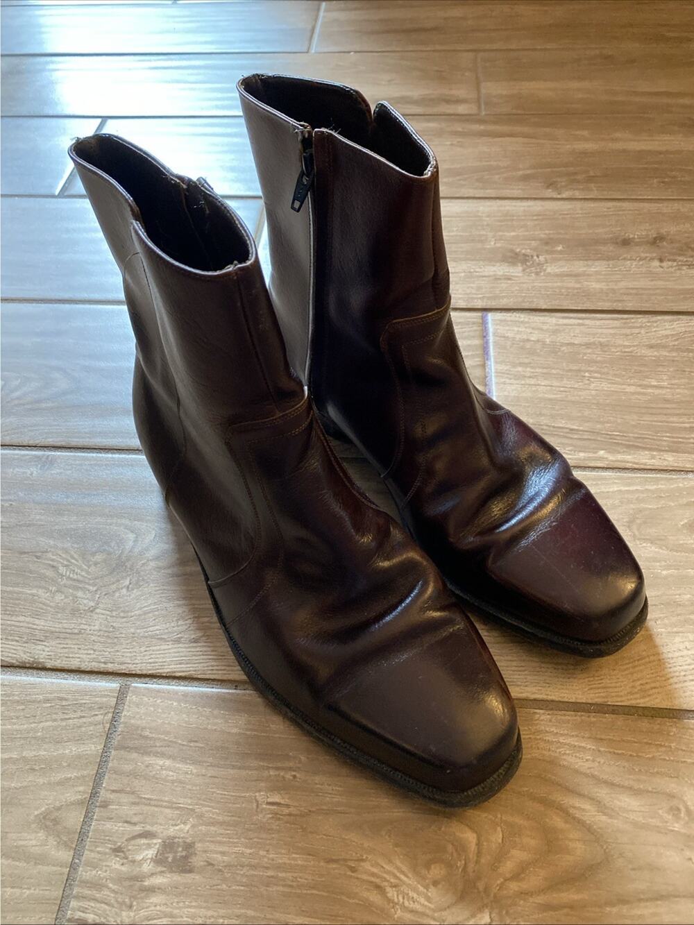 Vintage Florsheim Midtown Brown Leather Beatle Boots Zipper Hipster Preppy